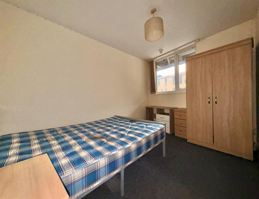 Images for Higher Cambridge Street, Manchester