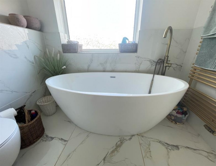 Images for Meadow Drive, Knutsford