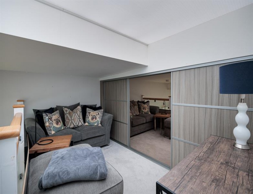 Images for Superb single storey apartment in Chester City