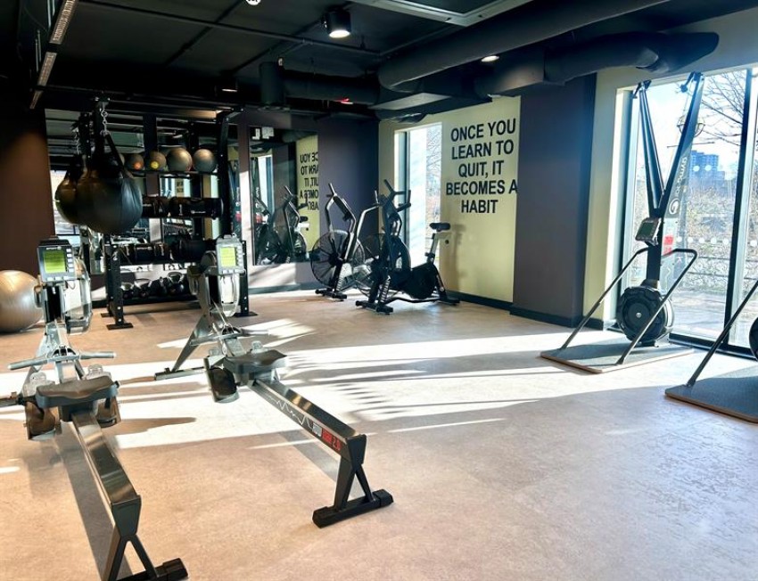 Images for 321 Ordsall Lane, Salford