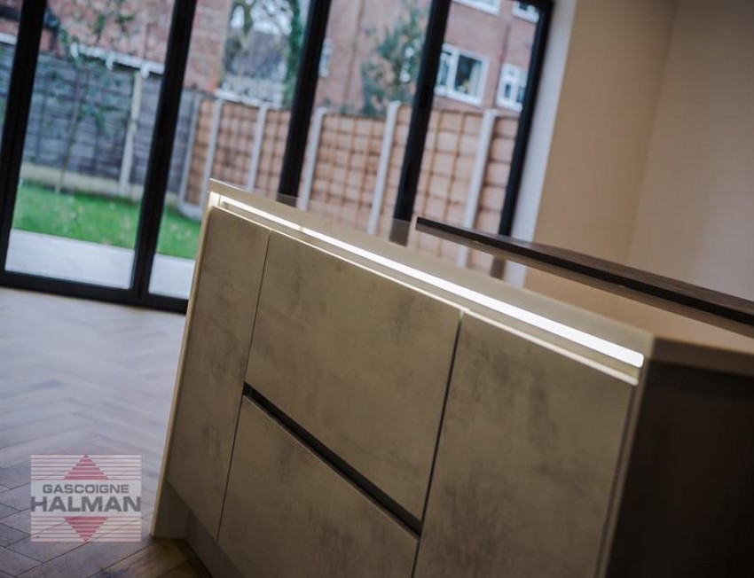 Images for 11 Brooklands Crescent, Sale