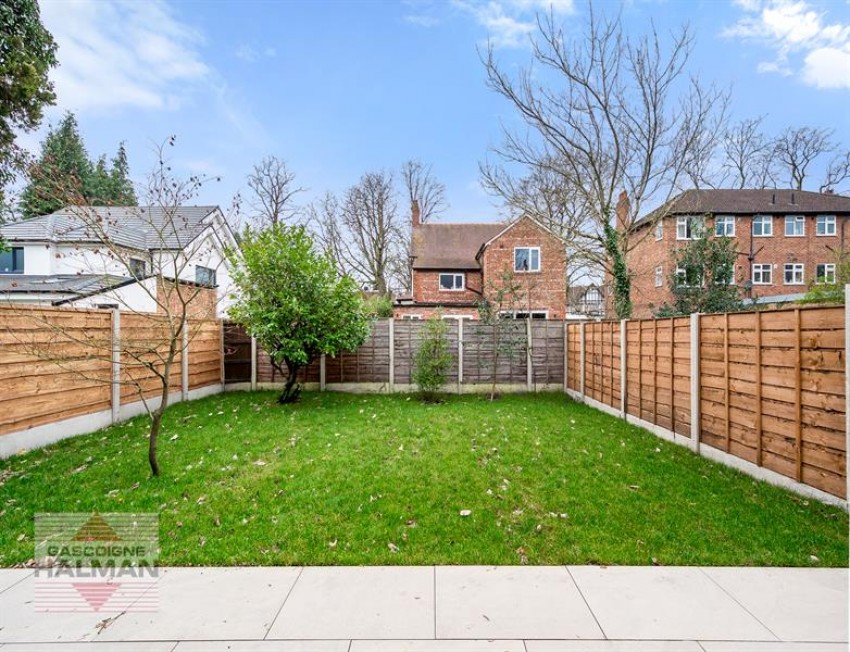 Images for 11 Brooklands Crescent, Sale