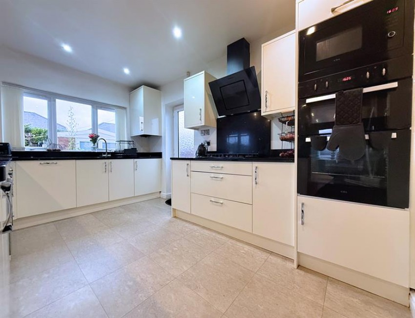 Images for Windermere Avenue, Sale