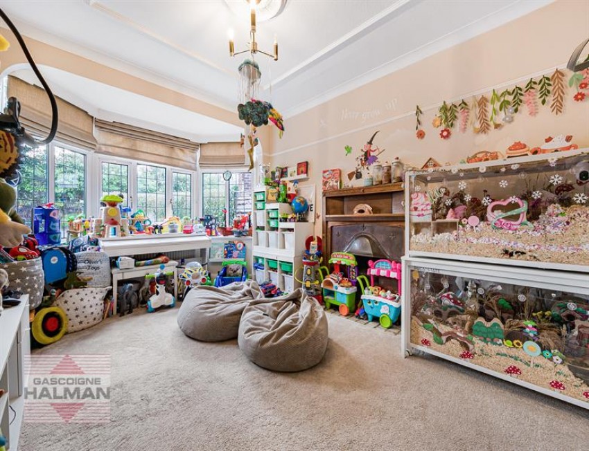 Images for The Green, Handforth