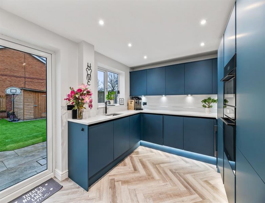 Images for Newmoore Lane, Runcorn