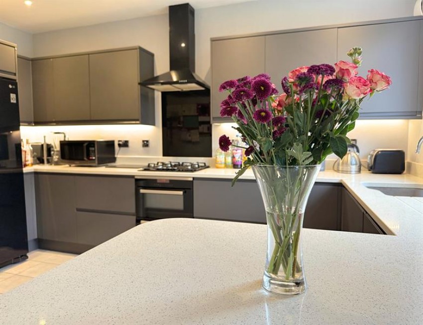 Images for Arcadia Avenue, Sale