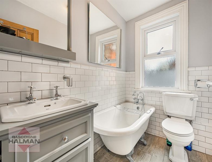 Images for Baxter Road, Sale