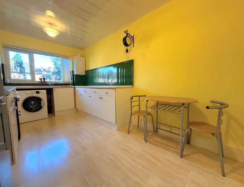 Images for Hollies Court, Melrose Avenue, Sale