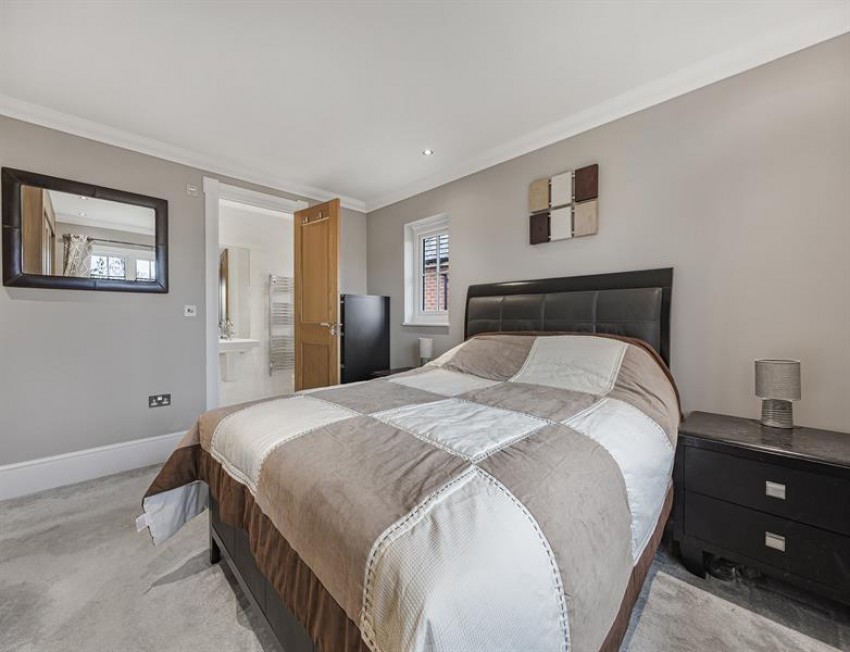 Images for Shackleton Road, Woodford - A Prestigious Home with Substantial Planning 