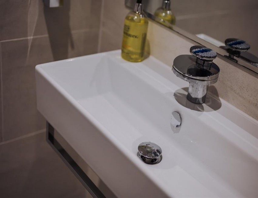 Images for Shackleton Road, Woodford - A Prestigious Home with Substantial Planning 