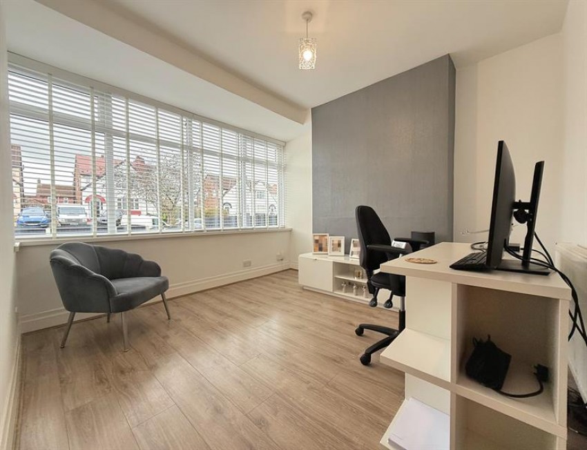 Images for Carrington Lane, Sale