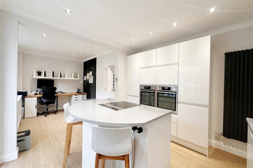 Images for Tewkesbury Close, Poynton