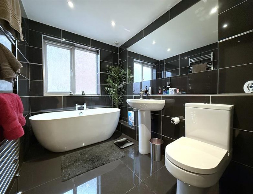 Images for Carrington Lane, Sale