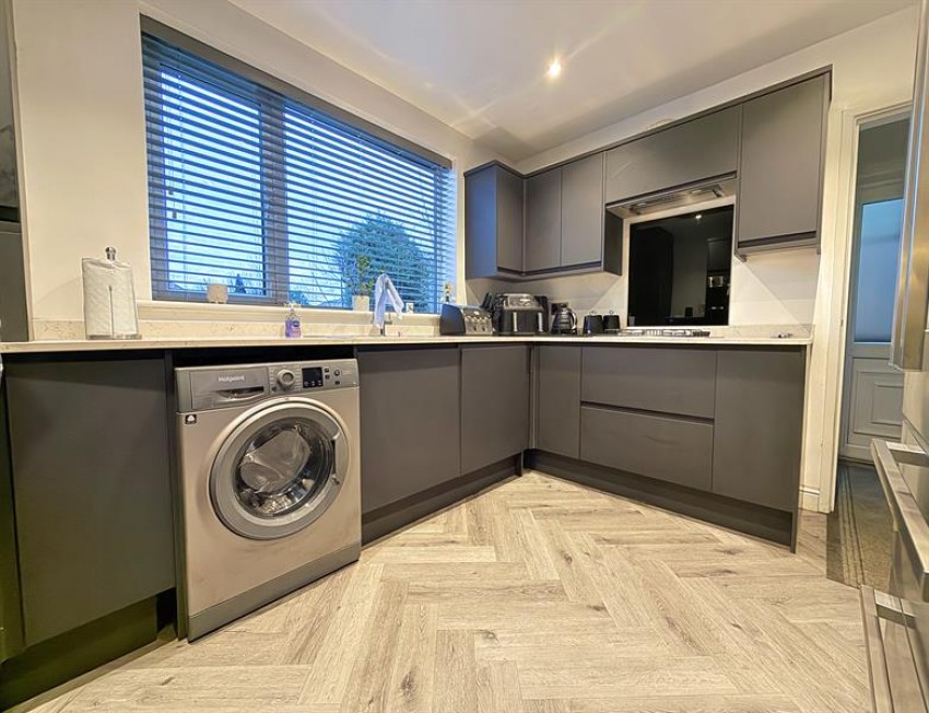 Images for Carrington Lane, Sale