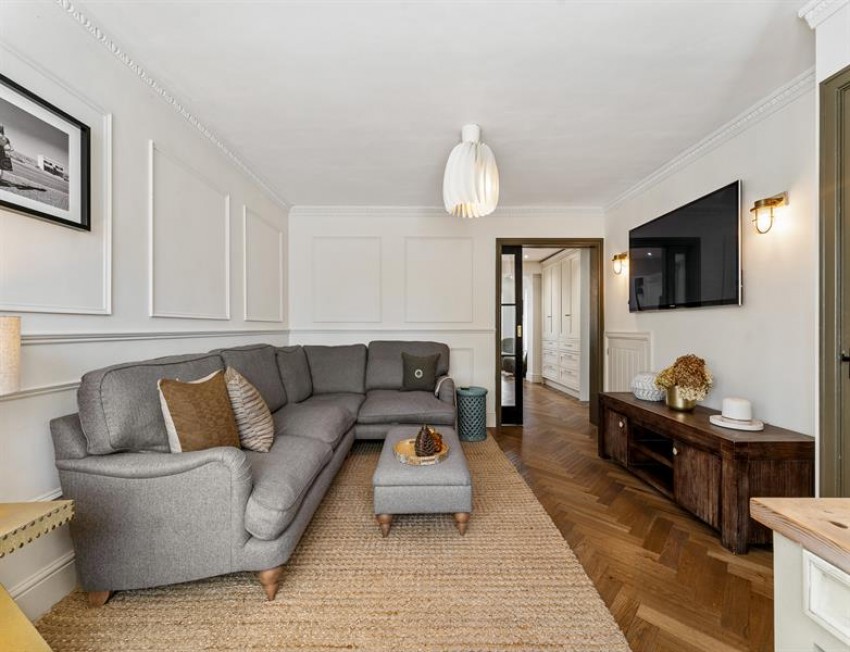 Images for Bridge Close, Lymm