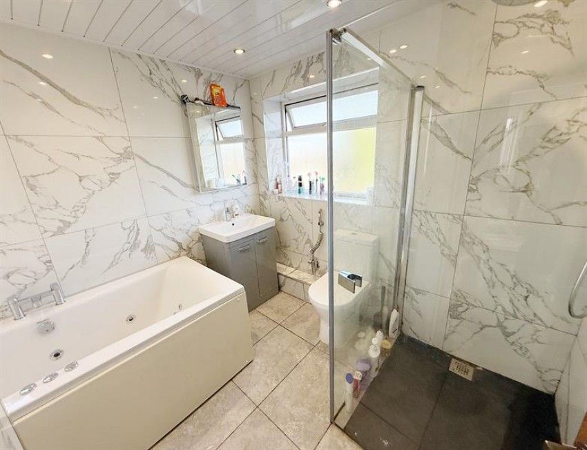 Images for Bolshaw Road, Heald Green, Cheadle