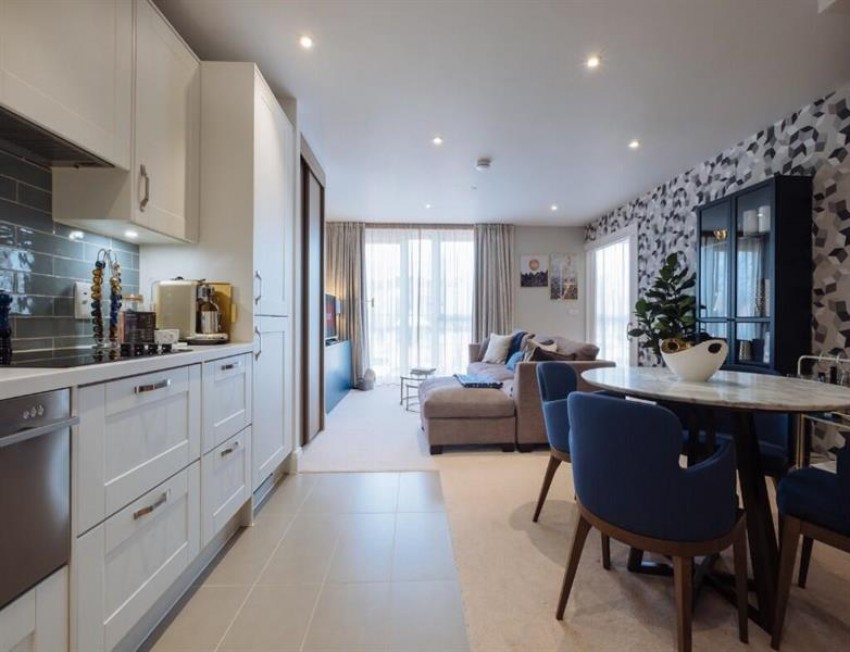 Images for Chapelwood, Alderley Road, Wilmslow