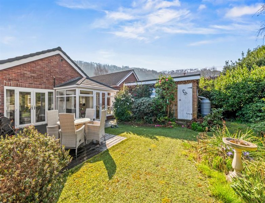 Images for Cambridge Gardens, Helsby, Frodsham