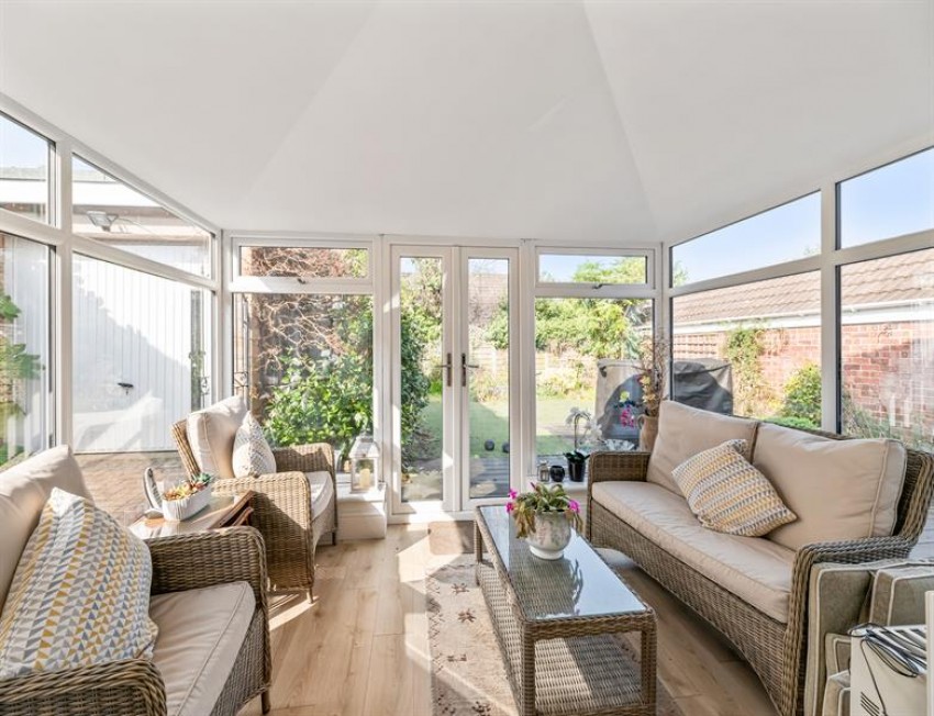 Images for Cambridge Gardens, Helsby, Frodsham