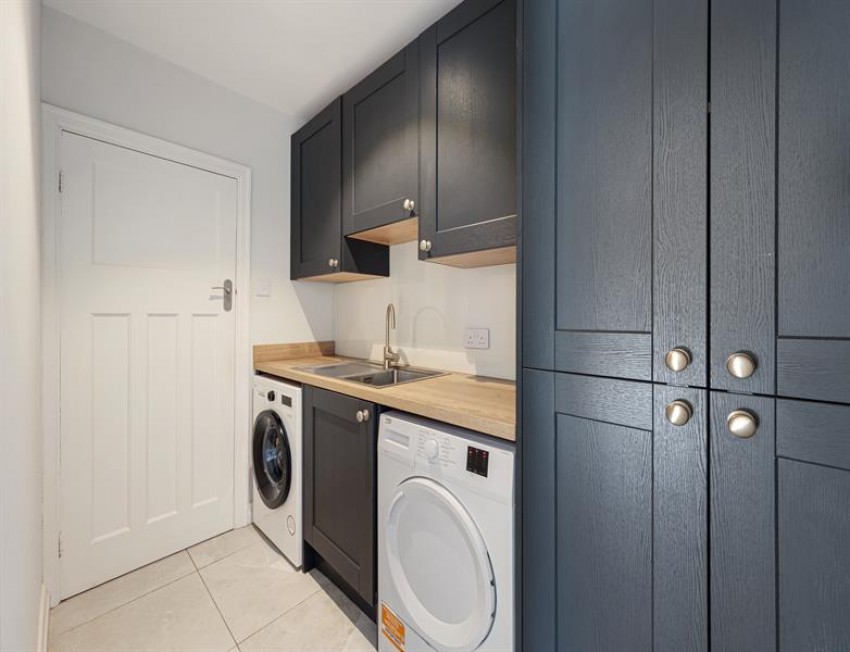 Images for Woodbourne Road, Sale