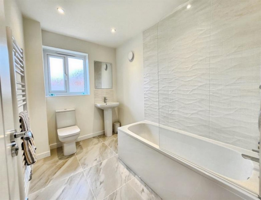 Images for Siskin Way, Daresbury