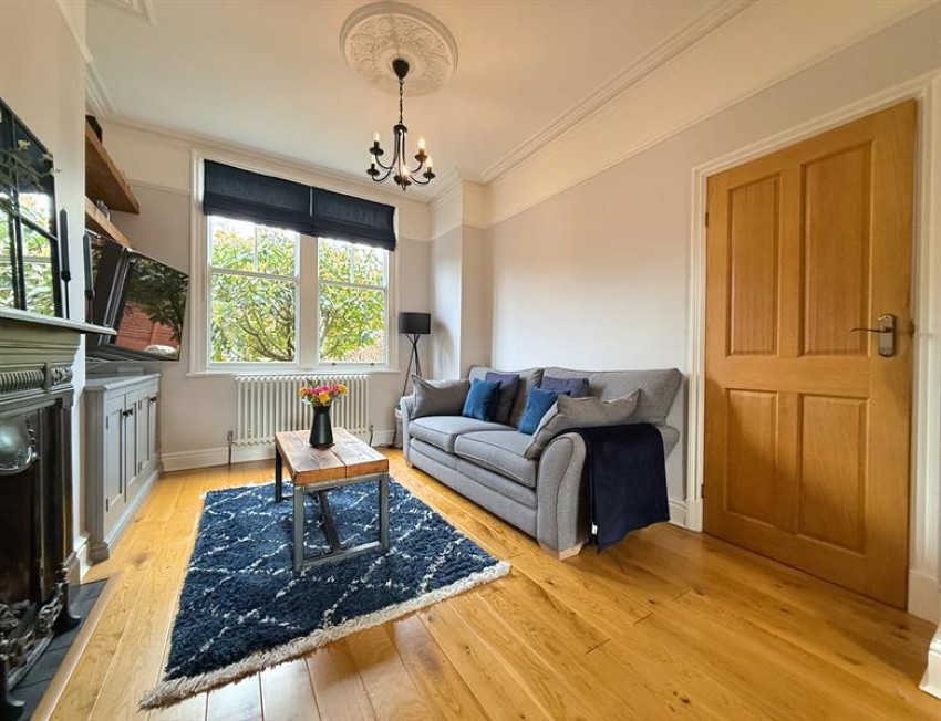 Images for Hall Avenue, Sale