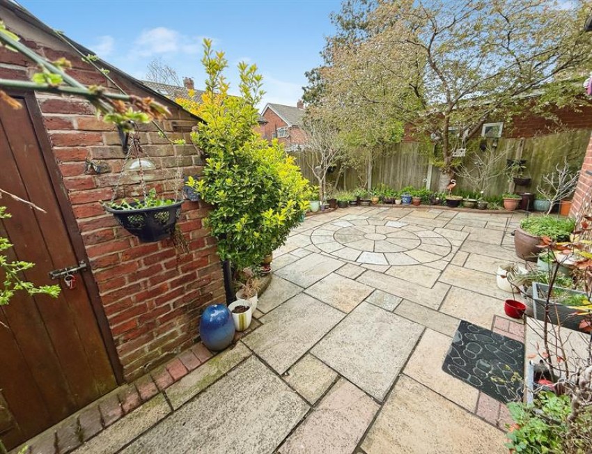 Images for Fords Lane, Bramhall