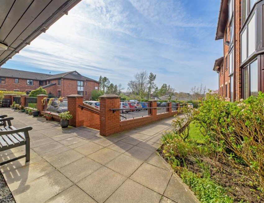Images for Lincoln Court, Lower Robin Hood Lane, Helsby, Frodsham