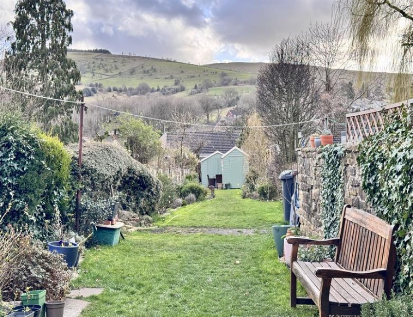 Images for Pikes Lane, Glossop