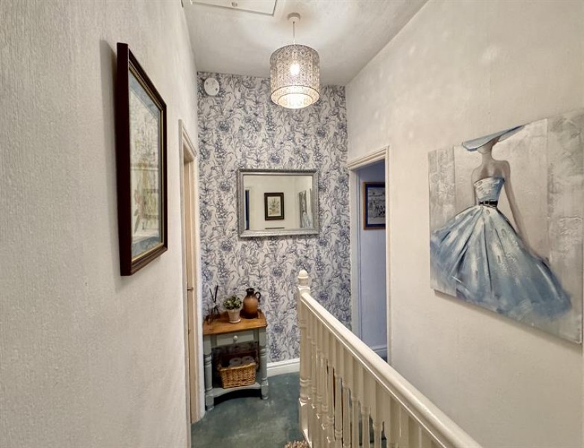 Images for Pikes Lane, Glossop