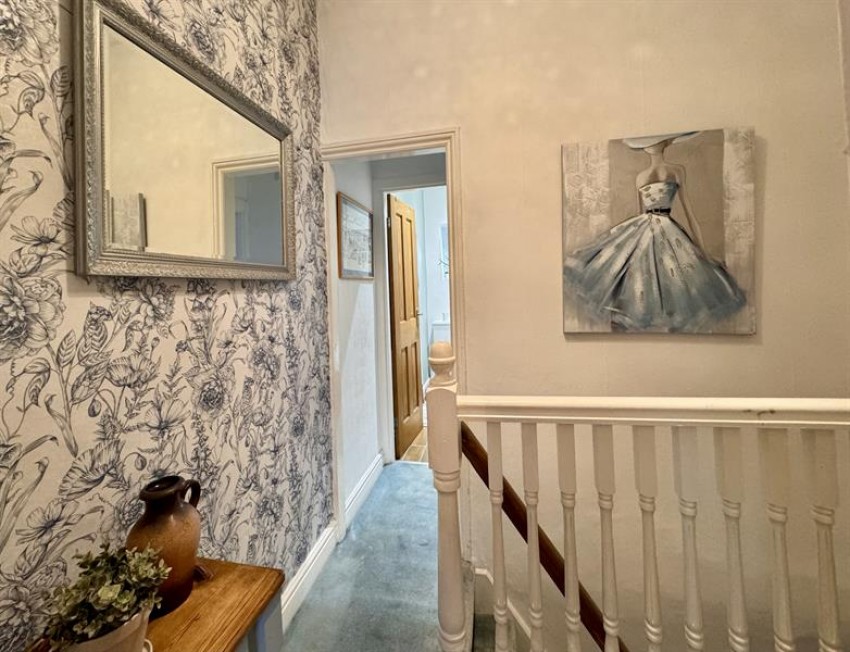 Images for Pikes Lane, Glossop