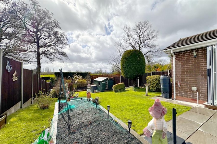 Images for Mallard Crescent, Poynton