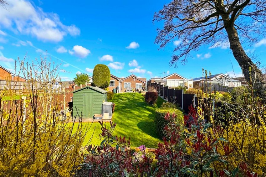 Images for Mallard Crescent, Poynton