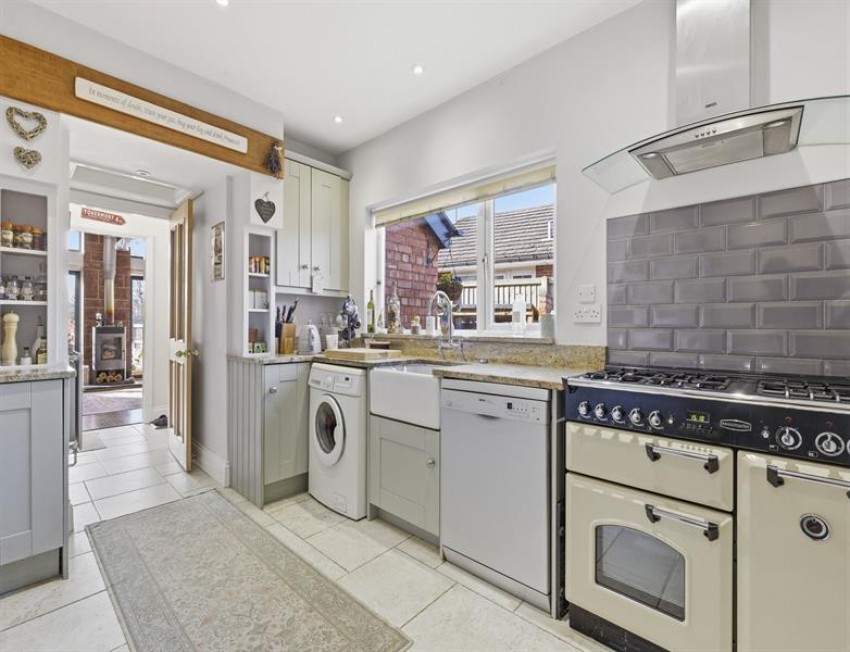 Images for Bunbury Heath, Tarporley