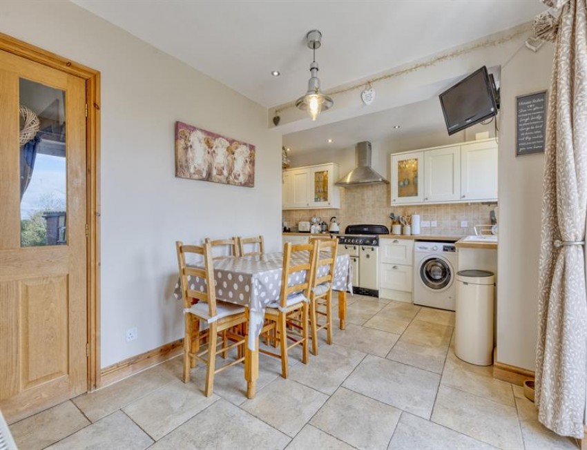 Images for Rowlands View, Tarporley