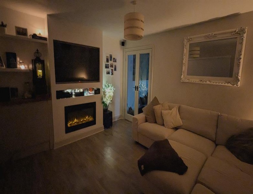 Images for Rowton Grange Road, High Peak