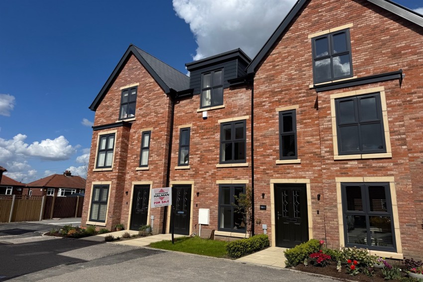 Images for Church Mead, Gee Cross, Hyde