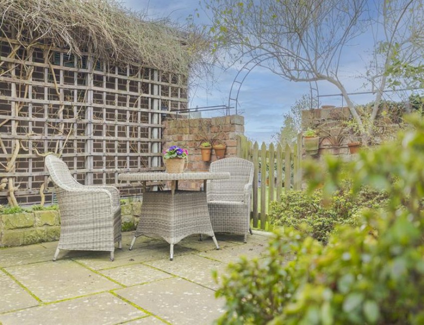 Images for Farndon village centre barn conversion