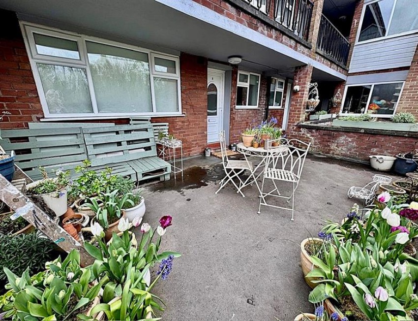 Images for Parrs Wood Road, East Didsbury