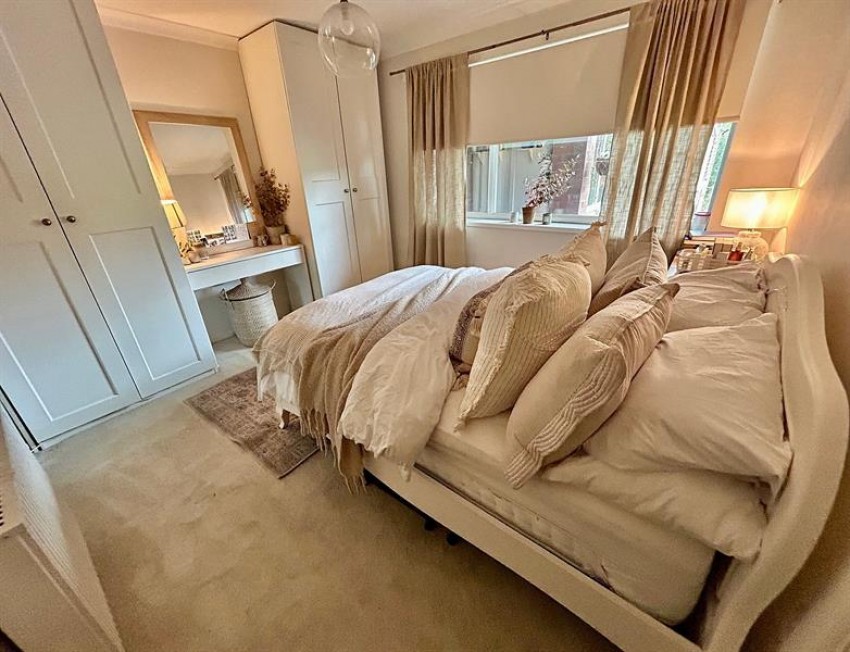 Images for Parrs Wood Road, East Didsbury