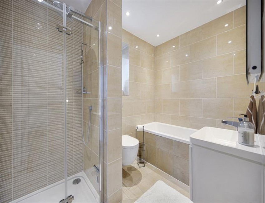 Images for Daveylands, Wilmslow