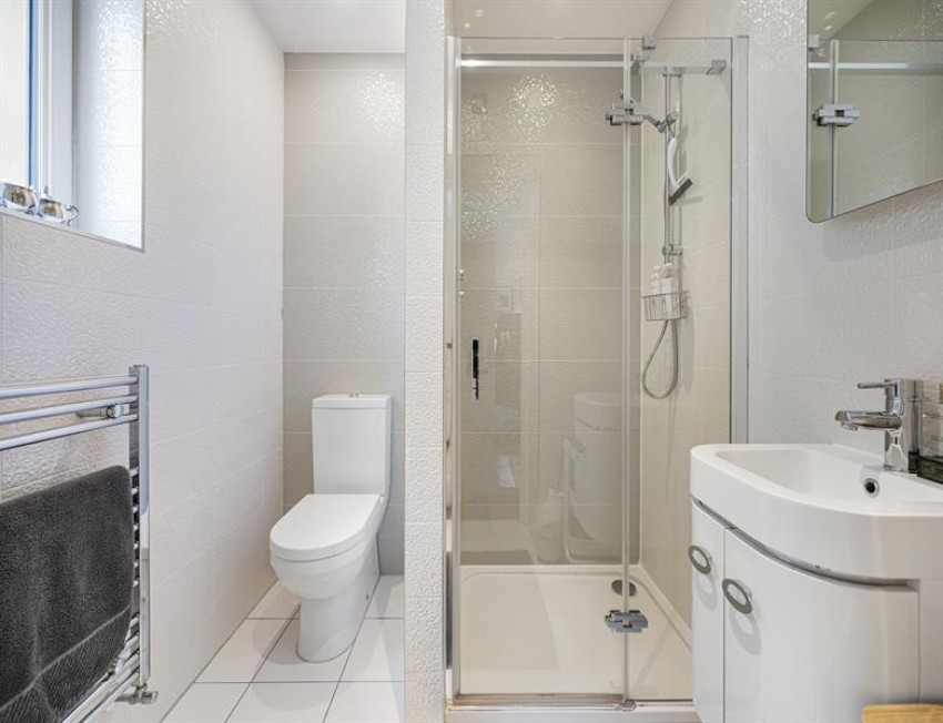 Images for Daveylands, Wilmslow