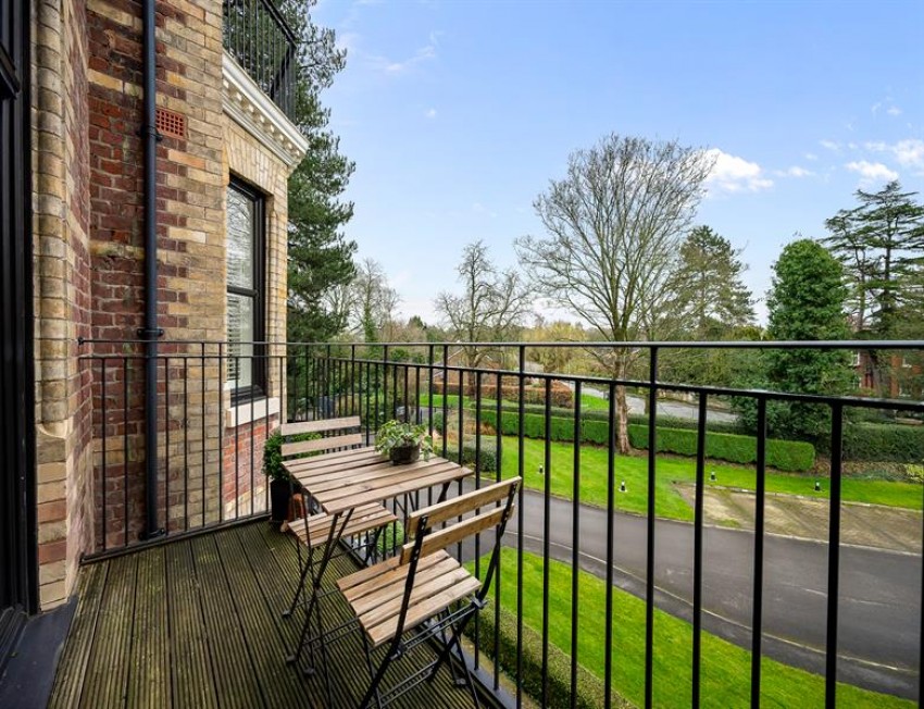 Images for Daveylands, Wilmslow