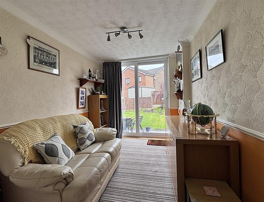 Images for Lawnfold, Hadfield, Glossop