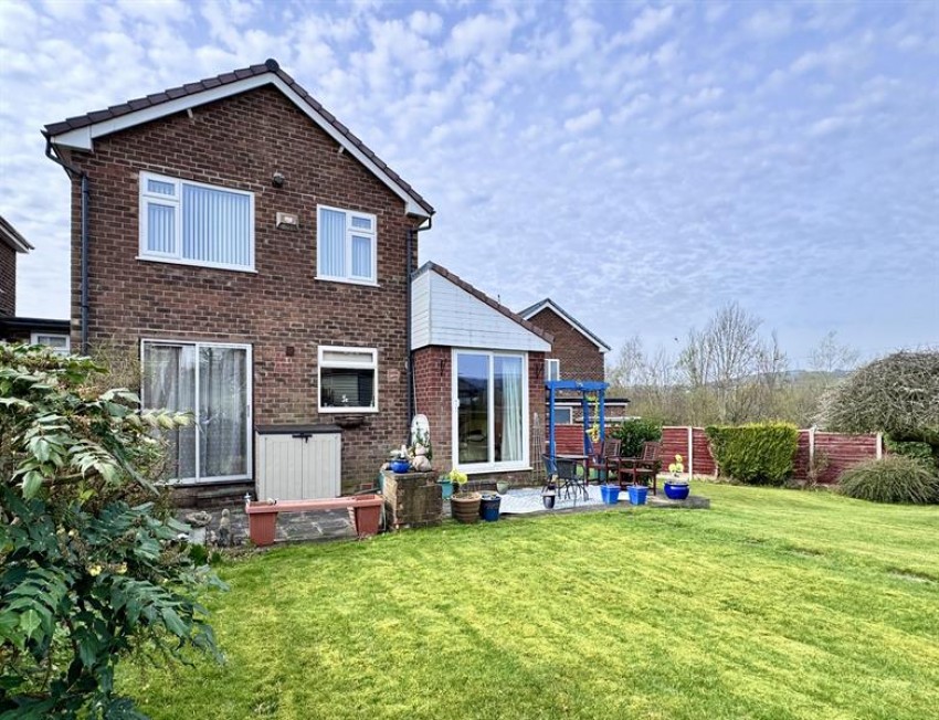 Images for Lawnfold, Hadfield, Glossop