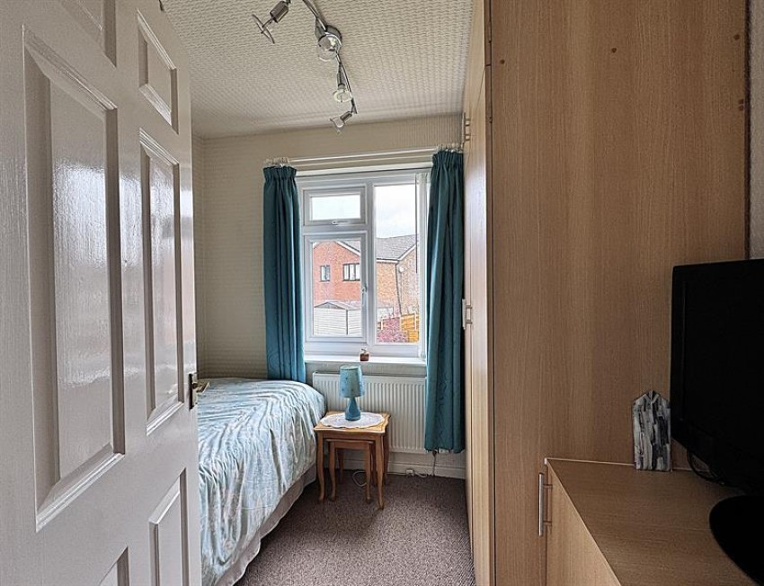 Images for Lawnfold, Hadfield, Glossop