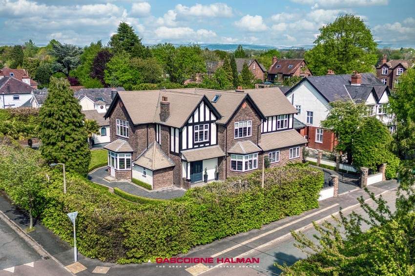 Images for Grasmere Crescent, Bramhall, SK7
