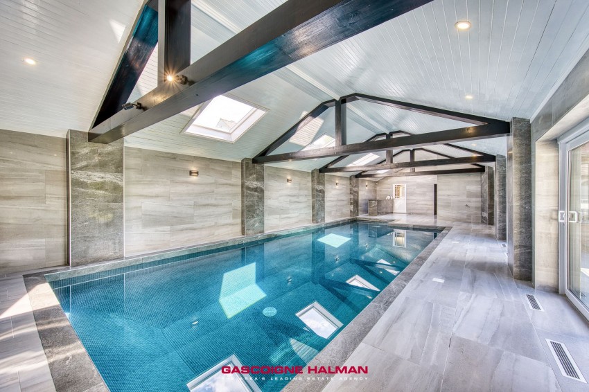 Images for Grasmere Crescent, Bramhall, SK7