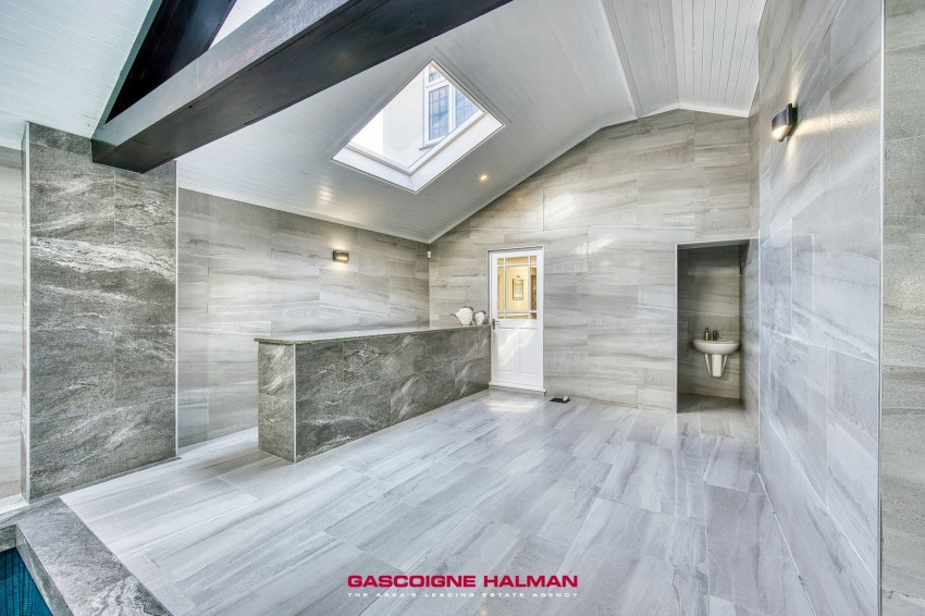 Images for Grasmere Crescent, Bramhall, SK7
