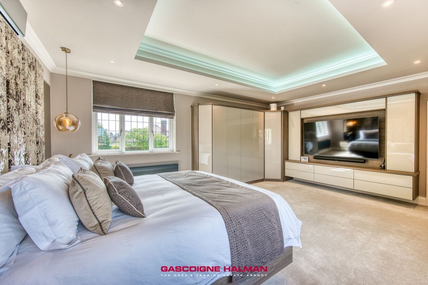 Images for Grasmere Crescent, Bramhall, SK7